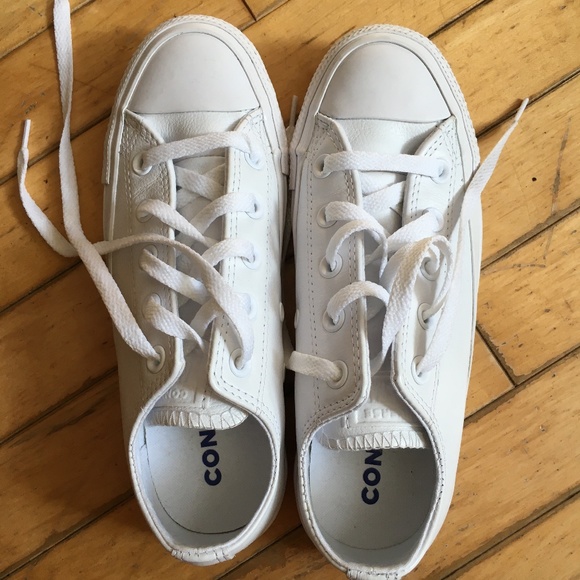 White Converse - Picture 1 of 4